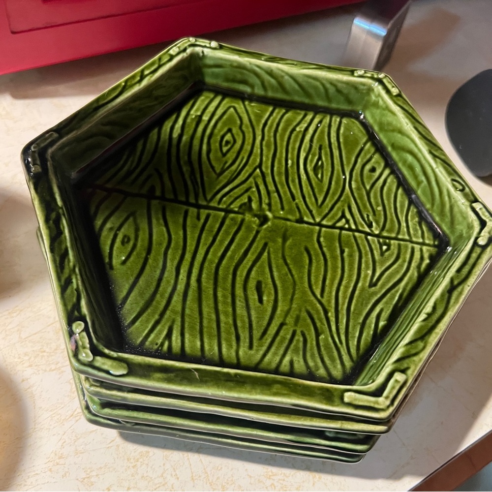 Set of 4 MCM Japan hexagon green appetizer plates